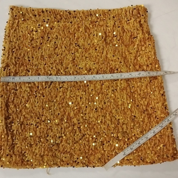 Gold sequin party skirt - Picture 5 of 5